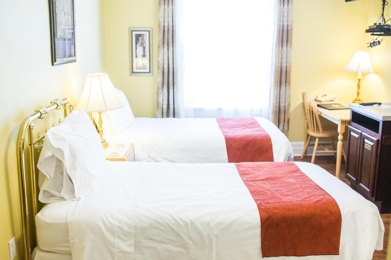 مبيت وإفطار تشارلوت تاون The Harbour House المظهر الخارجي الصورة