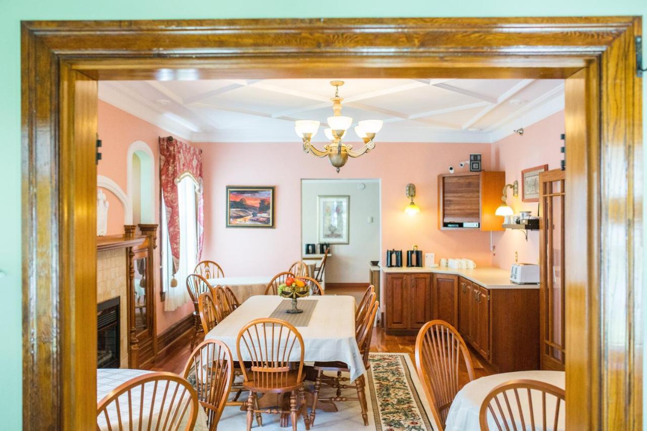 مبيت وإفطار تشارلوت تاون The Harbour House المظهر الخارجي الصورة