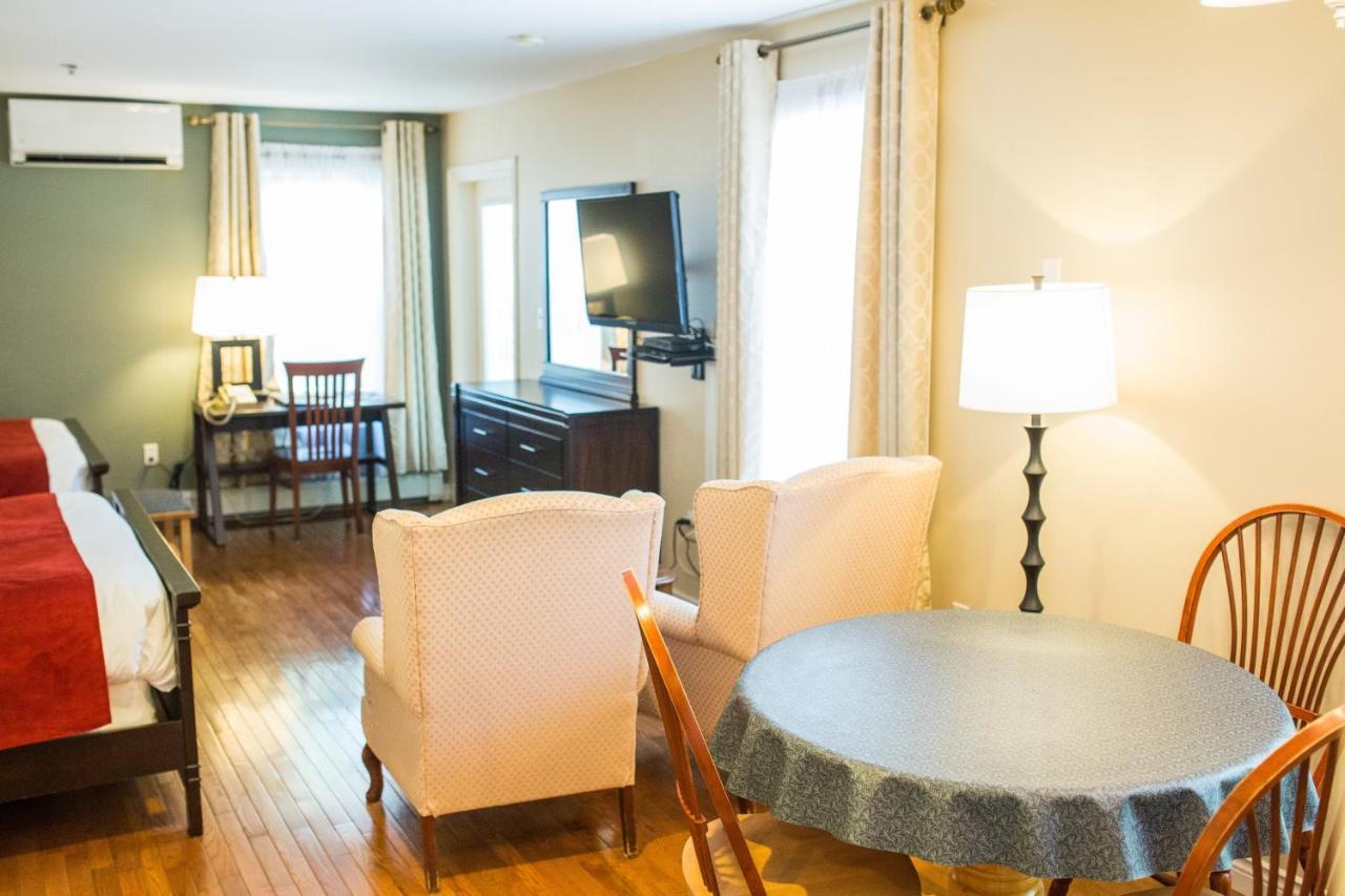 مبيت وإفطار تشارلوت تاون The Harbour House المظهر الخارجي الصورة